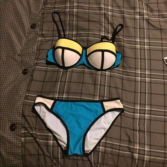 Bathing suit