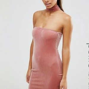 Boohoo Petite Velvet Choker Detail Bodycon Dress