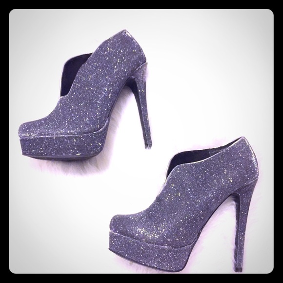 ✨✔️Trendy Sparkly Gray Ankle Boots Size 7.5
