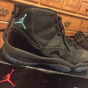 UA Jordan Retro 11's (Gamma Blue)