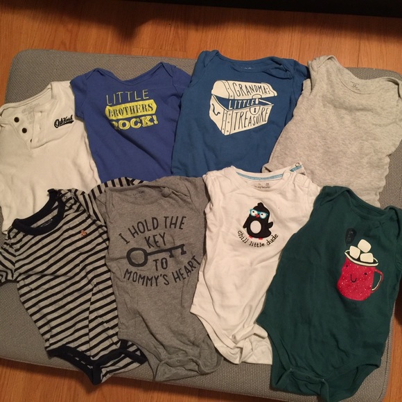 8 long sleeve onesies.