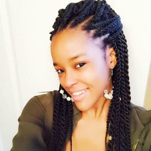 Meet your Posher, Danyelle