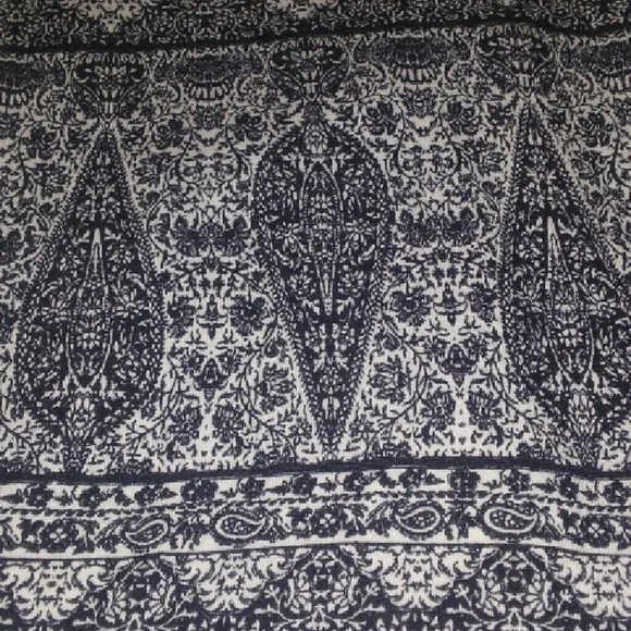 ⭕BOHO ScoopNeck Tshirt - Picture 4 of 4