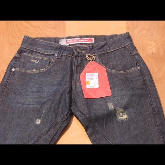 Black Distressed  jeans NWT - Picture 2 of 4