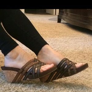 Sketchers brown cork wedges.