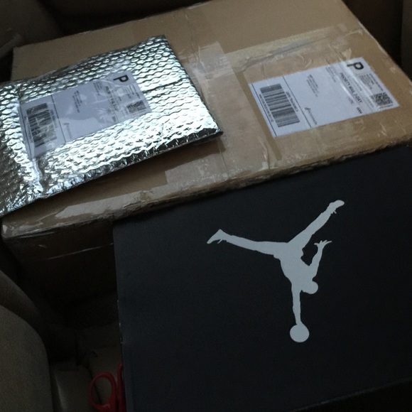 Shipping day ❤️.. - Picture 3 of 4