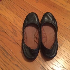 Leather ballet flats