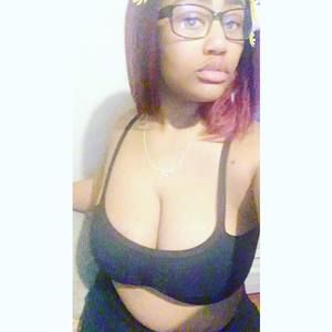 Meet your Posher, Angiee