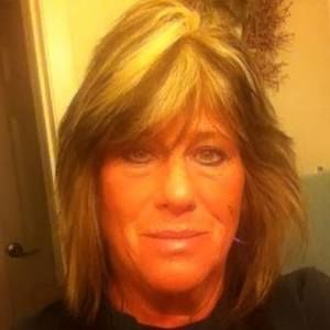 Meet your Posher, Leslie