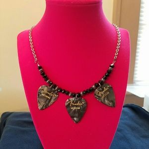 Guitar/music  lovers