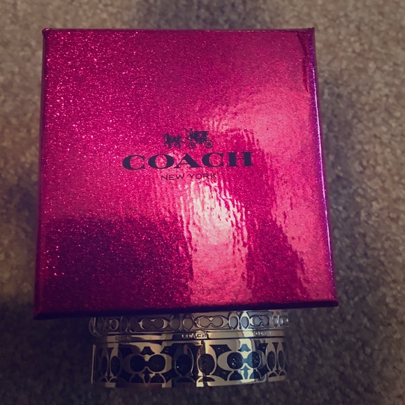 3 piece coach bracelet set! - Picture 1 of 3
