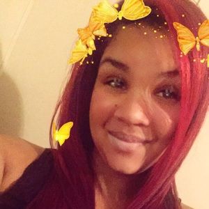 Meet your Posher, Kendra