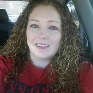 Meet your Posher, Lorena