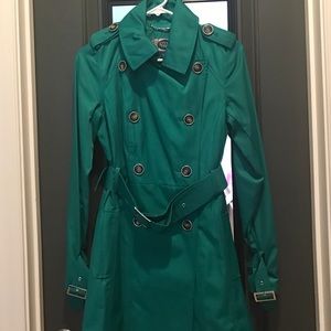Gorgeous green trench coat wore once