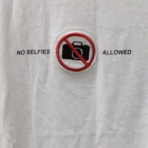 🎉HOST PICK 5/25🎉 Zara No Selfies Allowed T-Shirt