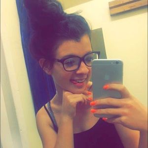 Meet your Posher, Megan