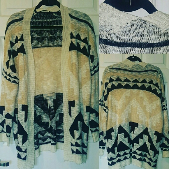 Anthropologie Sweaters - DEBUT M/L SWEATER AZTEC GORGEOUS