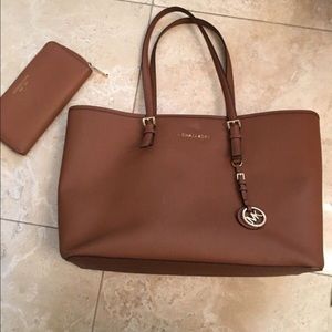 Michael kors handbag and wallet