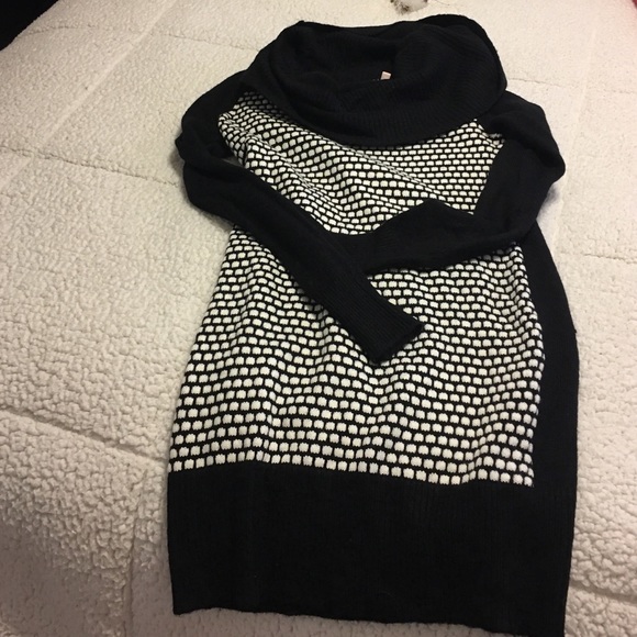 Candies sweater