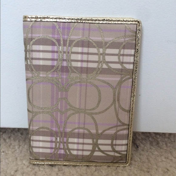 Coach Wallet - Picture 1 of 2