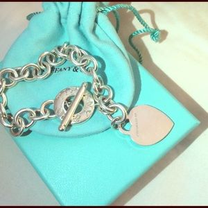 Tiffany & Co. Return to Tiffany toggle bracelet