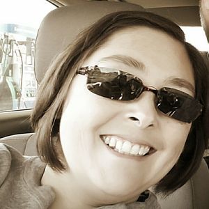 Meet your Posher, Angie