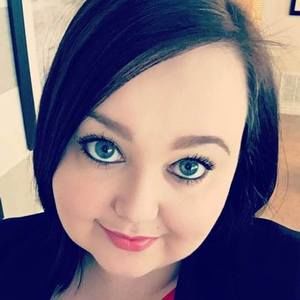 Meet your Posher, Alyson