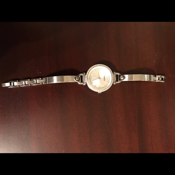fossil jewelry watch battery needs replaced poshmark