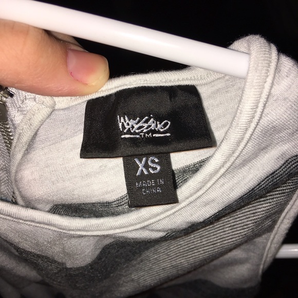 Tank top!! - Picture 4 of 4