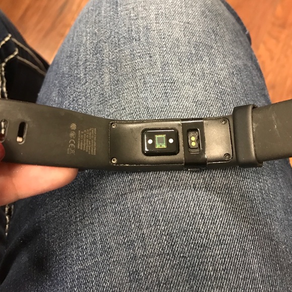 Fitbit Charge 😃 - Picture 3 of 3