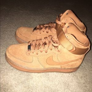 high top Nike air forces