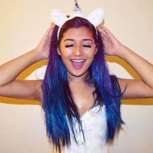 Meet your Posher, Sydney