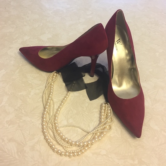 LAST CALL! Excellent condition maroon suede heels