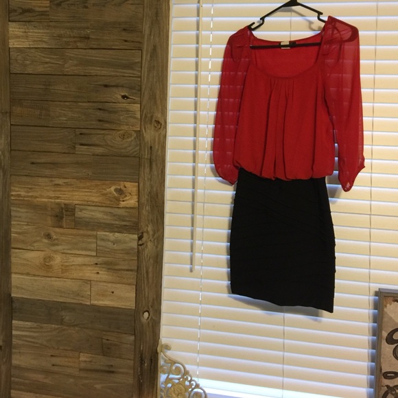 Black/Red Dress