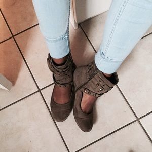 Cutout booties.