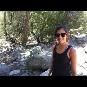 Meet your Posher, Azalea