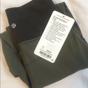 Crop yoga/workout pants