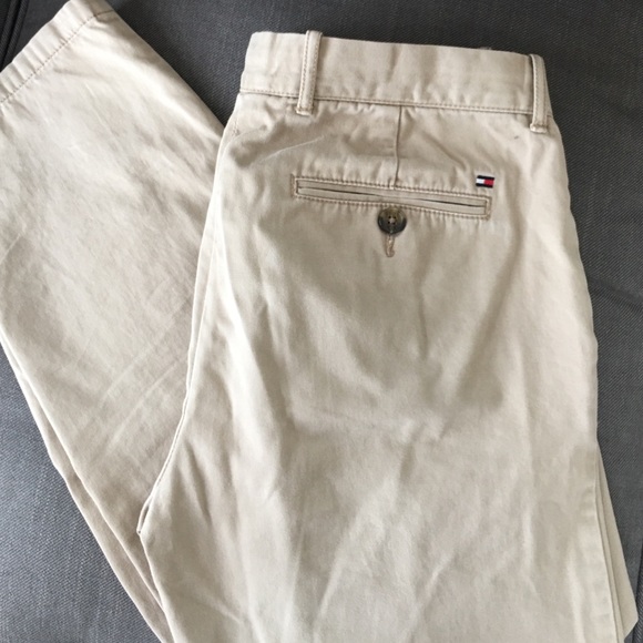 Men's Tommy Hilfiger Khaki Pants - Picture 3 of 3