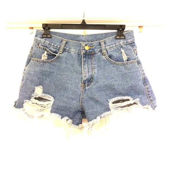 Pants - 😝shredded denim shorts😜