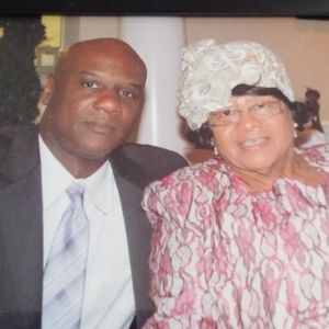 Meet your Posher, Troy