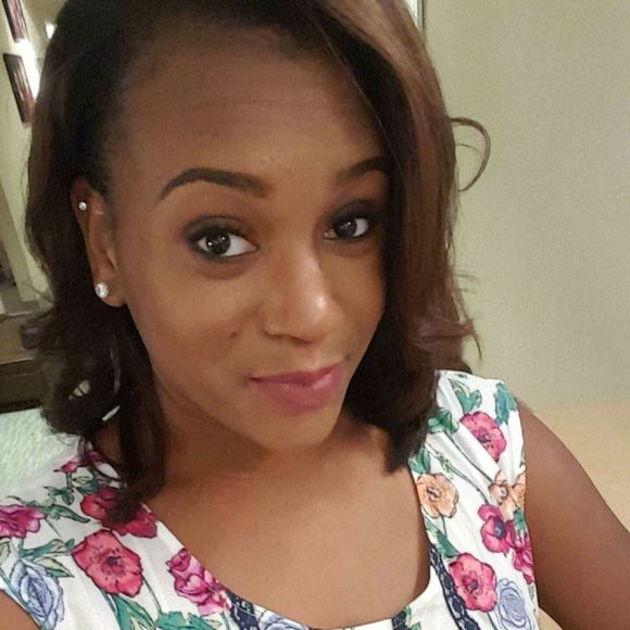 Meet your Posher, Deearra - Picture 1 of 1