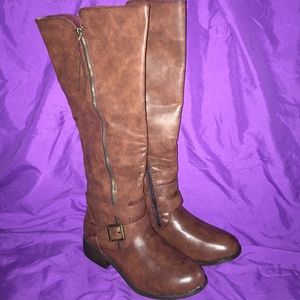 Beautiful Burgundy Boots