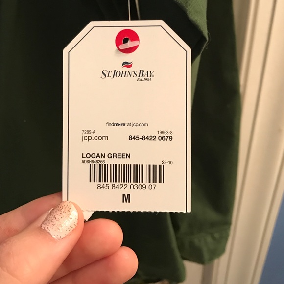 Green button down shirt - Picture 2 of 2
