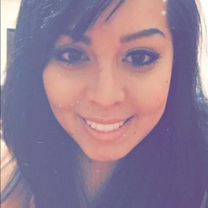 Meet your Posher, Angelica