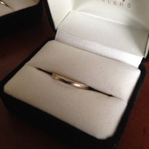 10K Gold Wedding Band