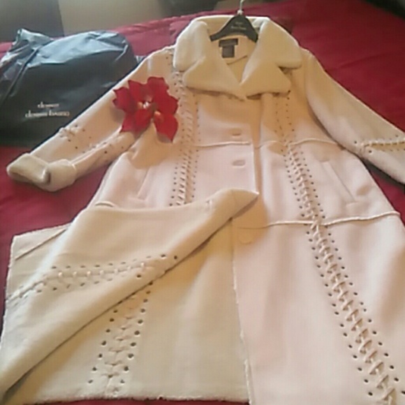 Gorgeous Winter White Suede whipped stitched coat