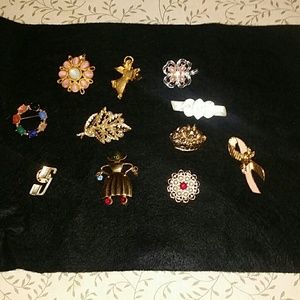Lot of pins and tie tacks