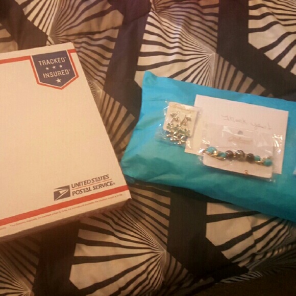 *SHIPPED* - Picture 3 of 4