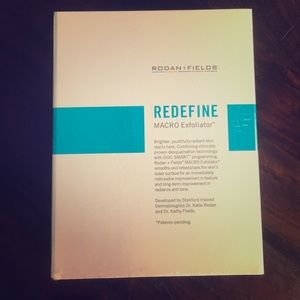 *BRAND NEW*  Rodan + Fields 🔹MACRO EXFOLIATOR 🔹