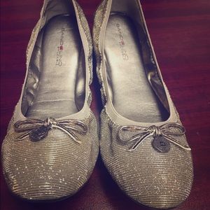NIB Bandolino BFlexable flats 9.5 Pewter